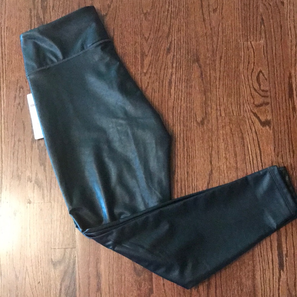 BNWT Athleta All Over Gleam Tight